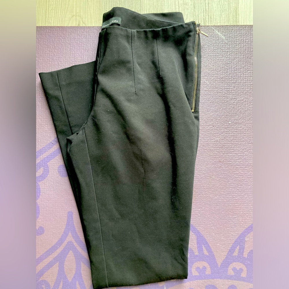 Gently used business casual trouser